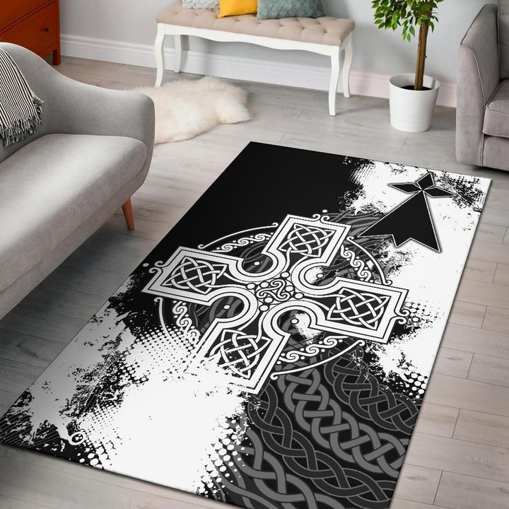 Brittany Area Rug - Brittany Celtic Cross