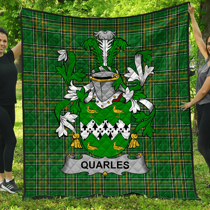 1sttheworld Premium Quilt - Quarles Irish Family Crest Quilt - Irish National Tartan A7 | 1sttheworld.com