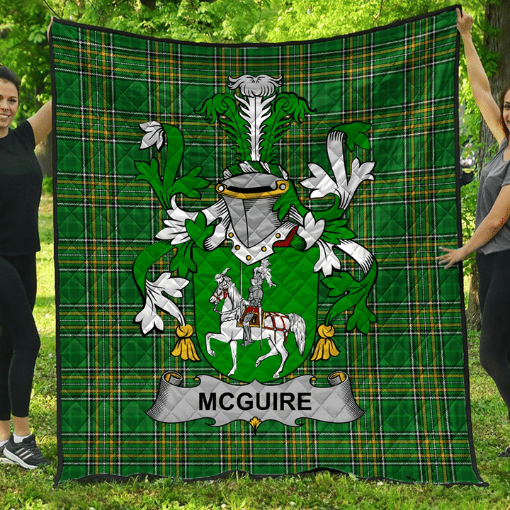 1sttheworld Premium Quilt - Mcguire And Maguire Irish Family Crest Quilt - Irish National Tartan A7 | 1sttheworld.com