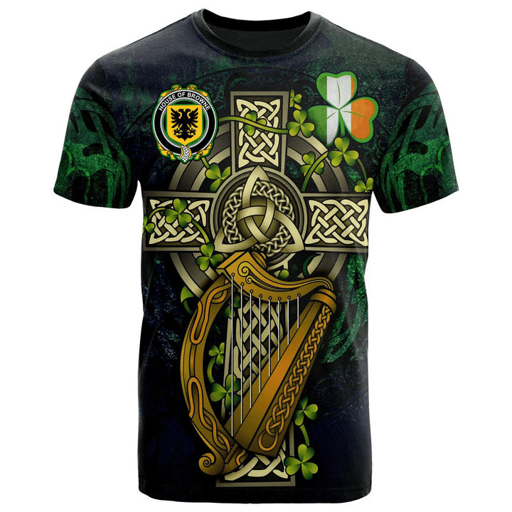 1sttheworld Ireland T-Shirt - House of BROWNE Irish Family Crest and Celtic Cross A7