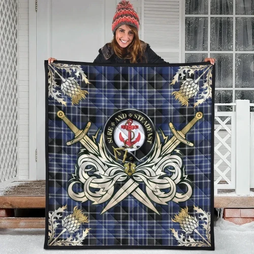 Clark Clan Crest Tartan Scotland Thistle Symbol Gold Royal Premium Quilt K32