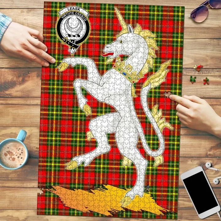 Leask Clan Crest Tartan Unicorn Scotland Jigsaw Puzzle