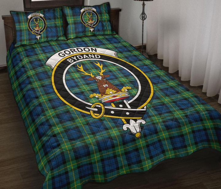 Gordon Ancient Tartan Quilt Bed Set Clan Badge