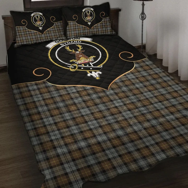 Gordon Weathered Clan Cherish the Badge Quilt Bed Set