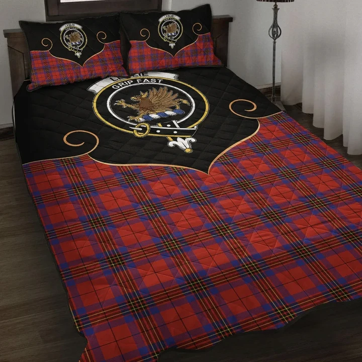 Leslie Modern Clan Cherish the Badge Quilt Bed Set