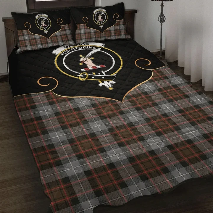 MacRae Hunting Weathered Clan Cherish the Badge Quilt Bed Set