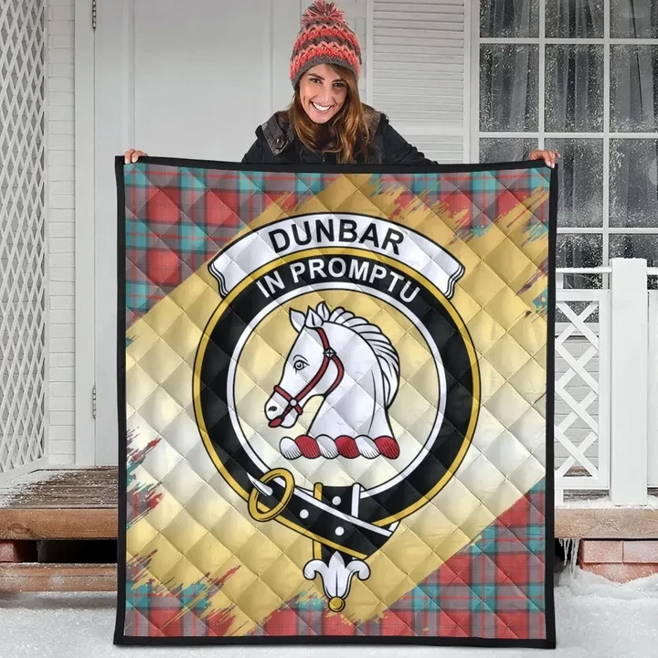 Dunbar Ancient Clan Crest Tartan Scotland Gold Royal Quilt K32