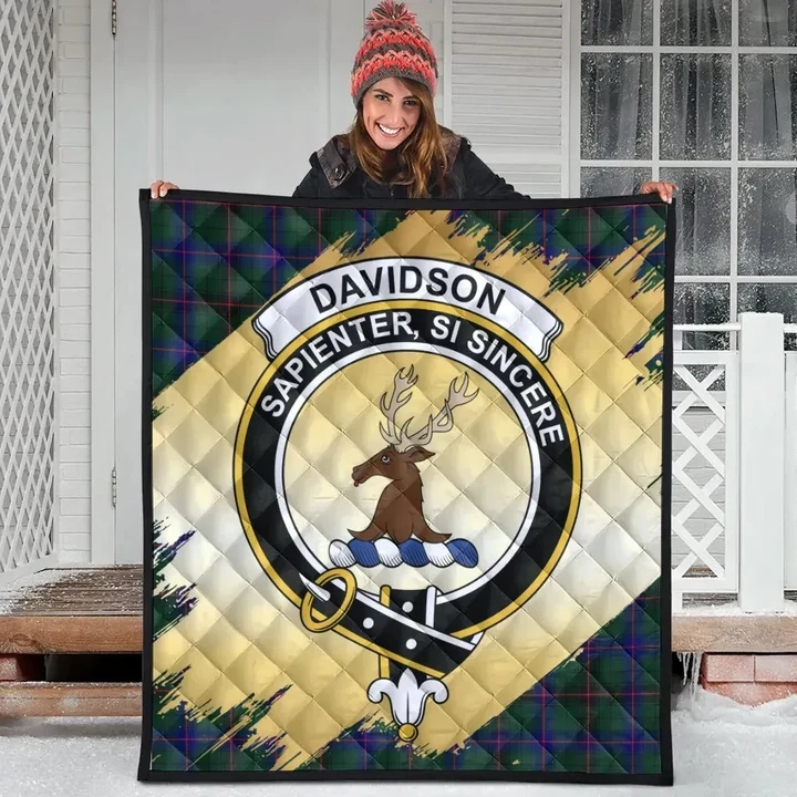 Davidson Modern Clan Crest Tartan Scotland Gold Royal Quilt K32