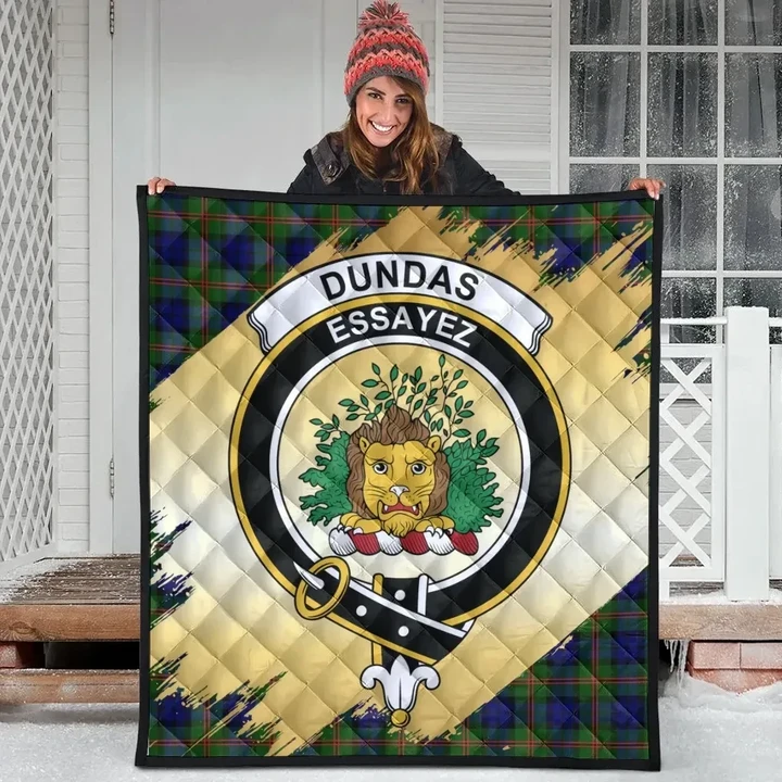 Dundas Modern 02 Clan Crest Tartan Scotland Gold Royal Quilt K32