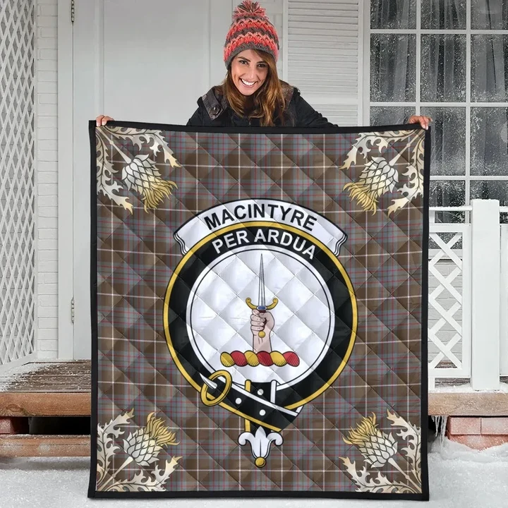 MacIntyre Hunting Weathered Clan Crest Tartan Scotland Thistle Gold Pattern Premium Quilt