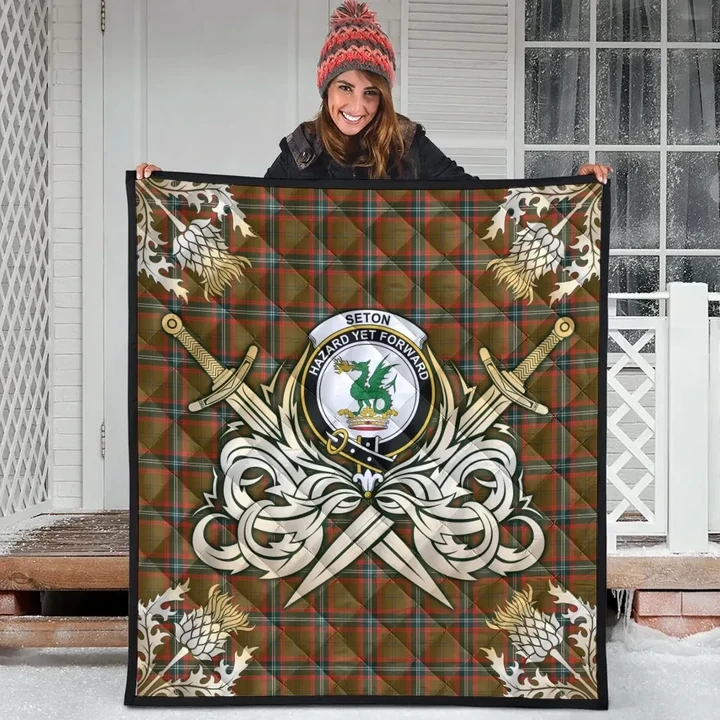 Seton Hunting Modern Clan Crest Tartan Scotland Thistle Symbol Gold Royal Premium Quilt