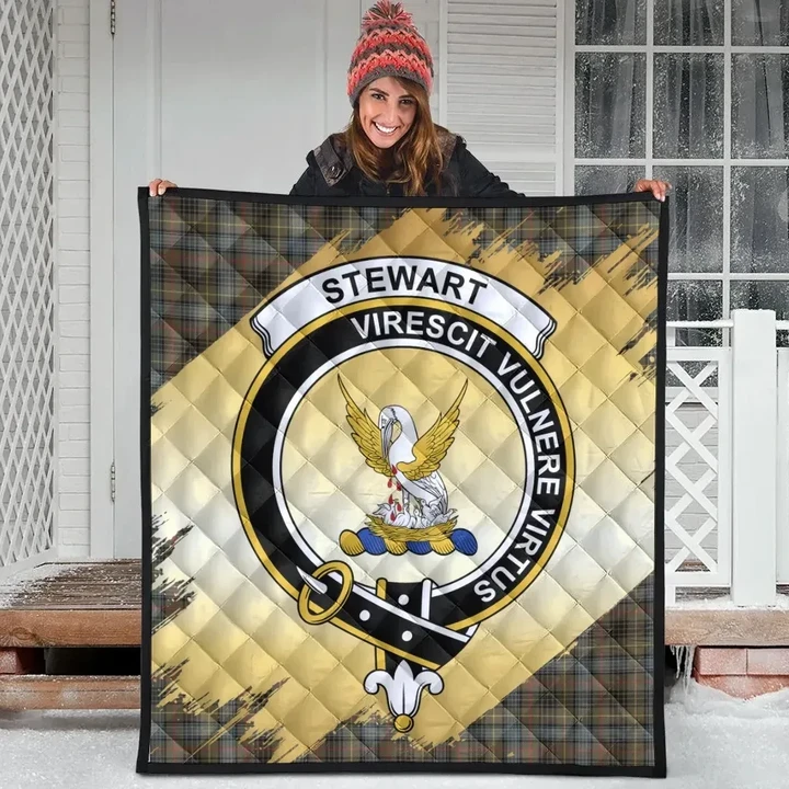 Stewart Hunting Weathered Clan Crest Tartan Scotland Gold Royal Premium Quilt