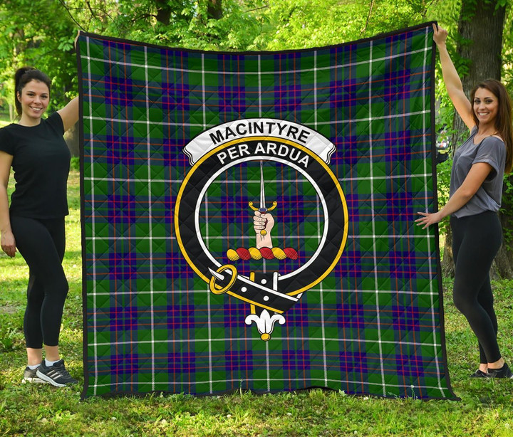 MacIntyre Hunting Modern Tartan Clan Badge Premium Quilt | Scottishclans.co