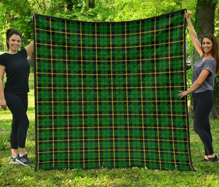Wallace Hunting - Green Tartan Premium Quilt | Scottishclans.co