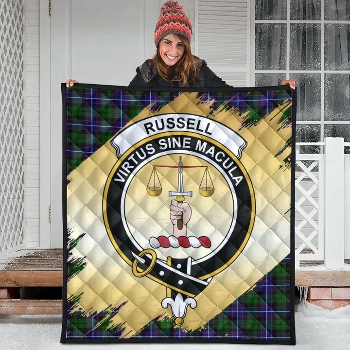 Russell Modern Clan Crest Tartan Scotland Gold Royal Premium Quilt