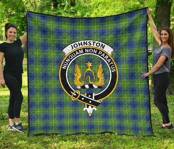 Johnston Ancient Tartan Clan Badge Premium Quilt | Scottishclans.co