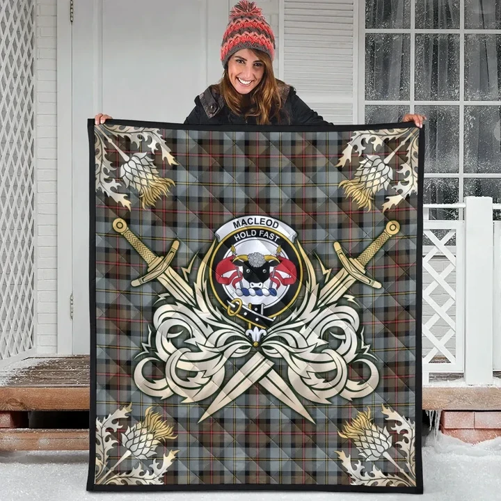 MacLeod of Harris Weathered Clan Crest Tartan Scotland Thistle Symbol Gold Royal Premium Quilt