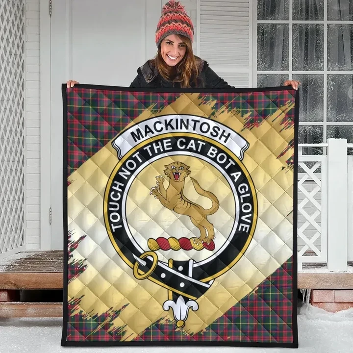 MacKintosh Hunting Modern Clan Crest Tartan Scotland Gold Royal Premium Quilt