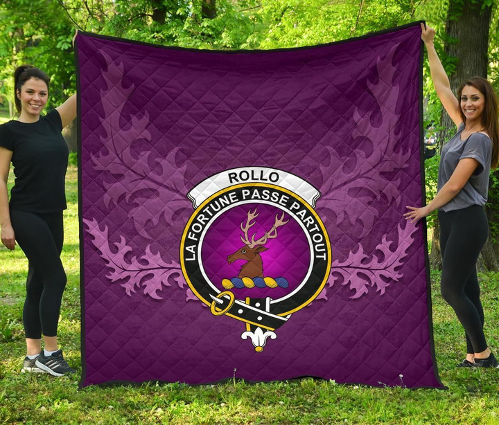 Rollo Modern Crest Violet Quilt