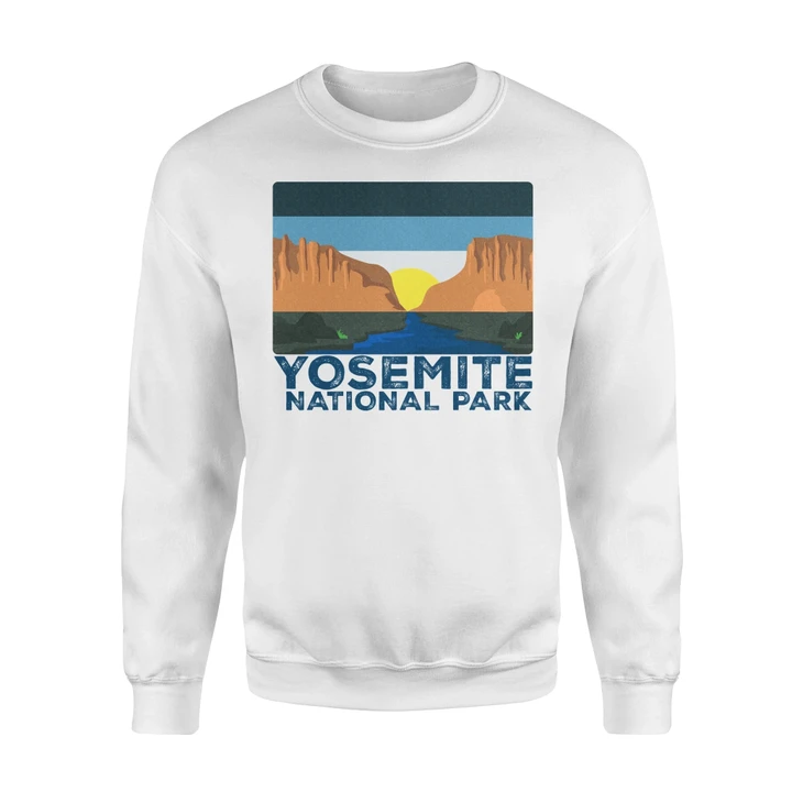 Yosemite National Park Sweatshirt Retro #Camping