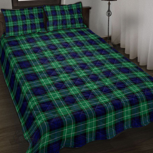 Abercrombie Home Decor - Full Plaid Tartan Quilt Bed Set A7
