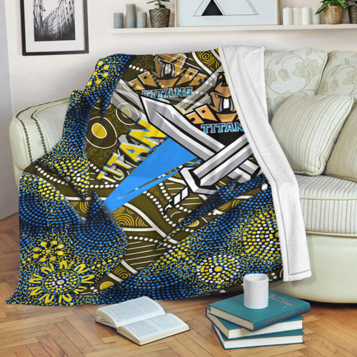 Love New Zealand Premium Blanket - Gold Coast Titans Aboriginal Premium Blanket A35