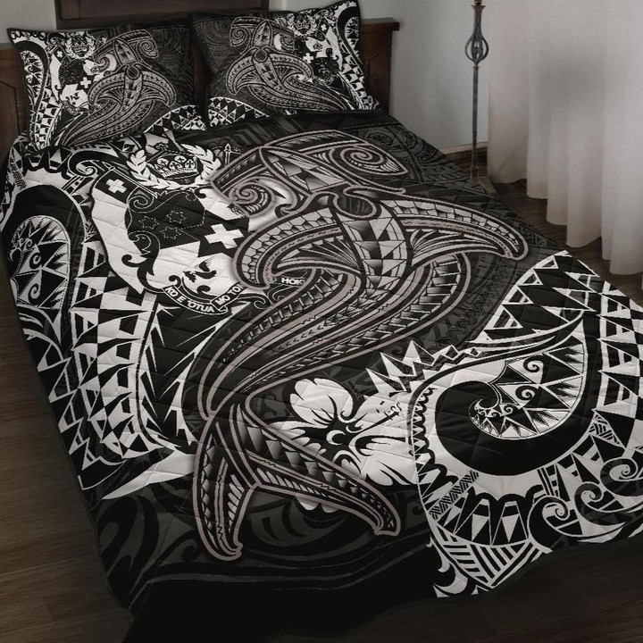 Tonga Quilt Bed Set - White Shark Polynesian Tattoo - Bn18 | Lovenewzealand.co
