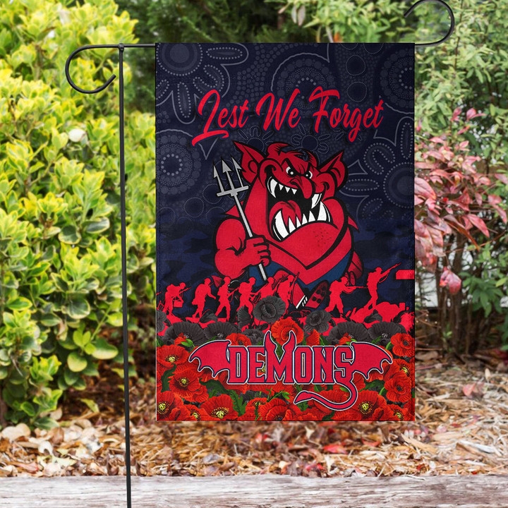 Melbourne Demons Garden Flag - Anzac Day Lest We Forget A31B
