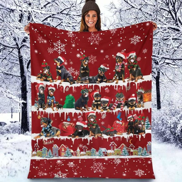 Rottweiler Christmas Blanket - Best sherpa throw blanket, christmas throw blanket, best gift for dog lovers.