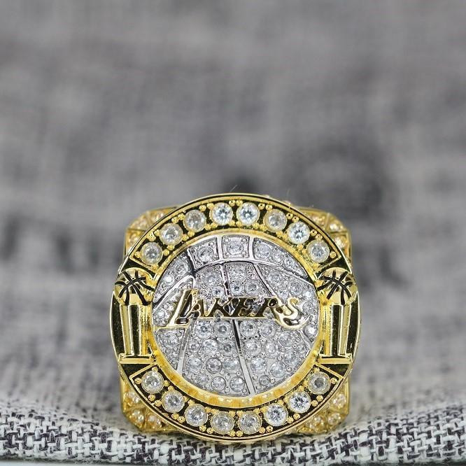 2010 Los Angeles Lakers Premium Replica Championship Ring