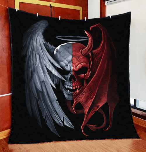  Gentle And Evil Skull Quilt