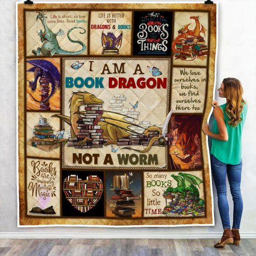 I Am A Book Dragon Not A Worm – Quilt Blanket