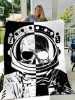 Beebuble Premium Skull Astronaut Blanket