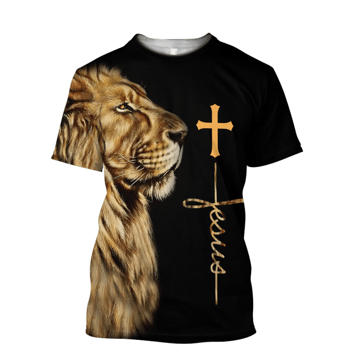 Lion belong to Jesus Tshirt