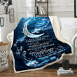 To My Mom I Love You To The Moon And Back, You Are My World Turtle Fleece Blanket - Spreadstores