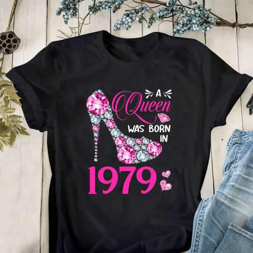A Queen Was Born In 1979, Birthday Gifts Idea, Gift For Her Unisex T-Shirt KM0704 - spreadstores