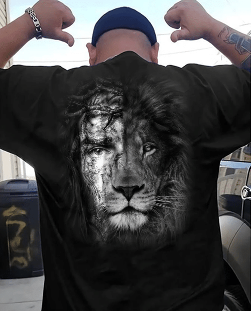 Christian Shirt, Gifts For Christian, The Lion Of Judah Unisex T-Shirt - spreadstores