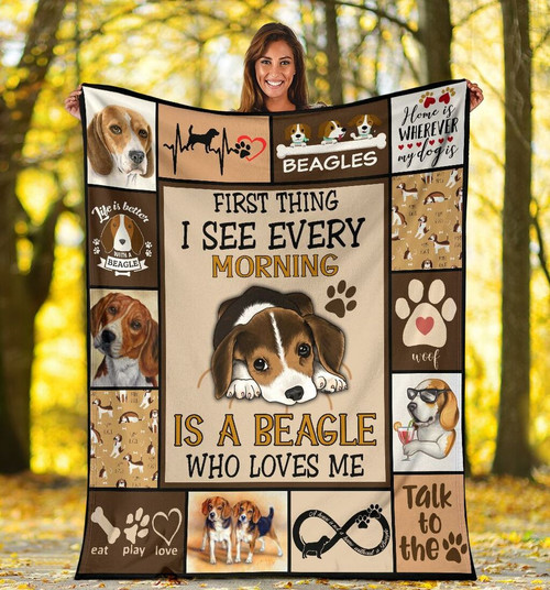 First Thing I See Every Morning Is A Beagle Dog Who Loves Me Sherpa Blanket - Spreadstores