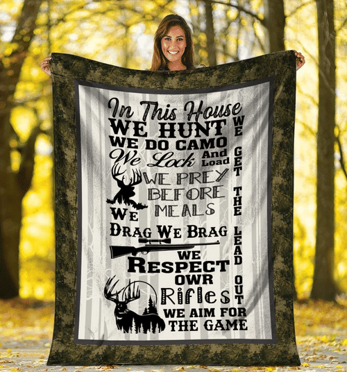 We Get The Lead Out, Deer Hunting Fleece Blanket - Spreadstores