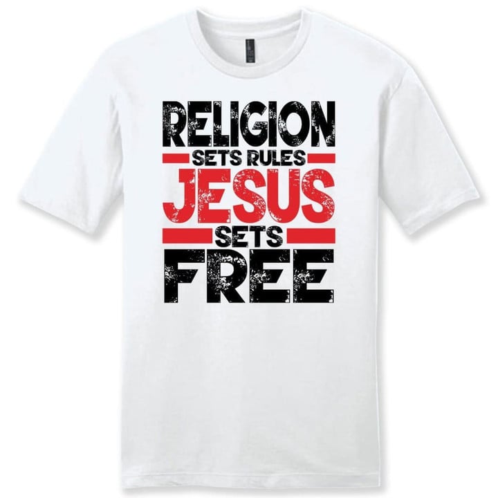 Religion sets rules Jesus sets free mens Christian t-shirt - Gossvibes