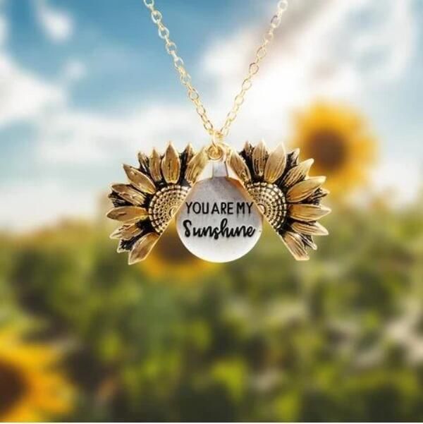 ‘’You are my Sunshine" Sunflower Necklace