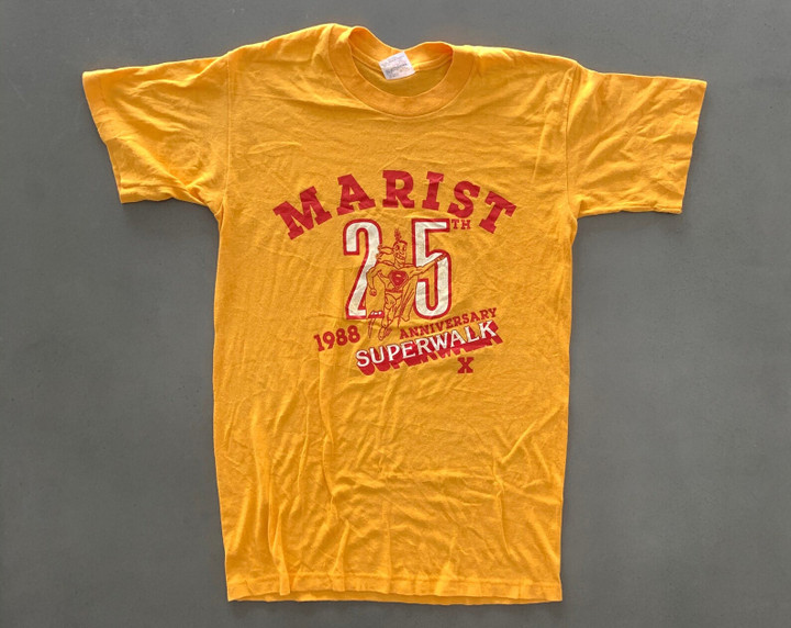 Vintage 1988 Marist Superwalk T shirt