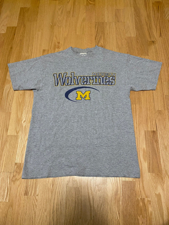 Vintage University Of Michigan Wolverines Spell Out Gray Short Sleeve T Shirt