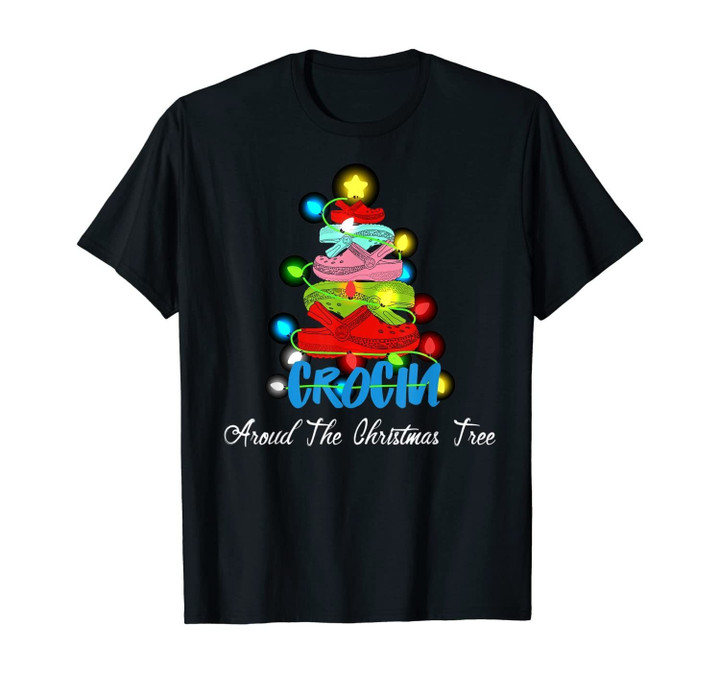 Crocin around the christmas tree T-Shirt