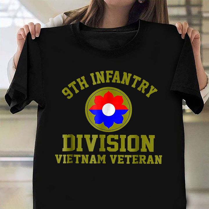 9th Infantry Division Vietnam Veteran Shirt Honoring US Army T-Shirt Military Retirement Gifts