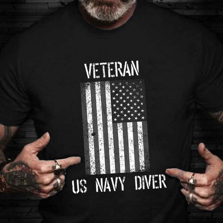 US Navy Diver Veteran Shirt US Flag Honor Diver Navy Veteran T-Shirt Best Gift For Vet