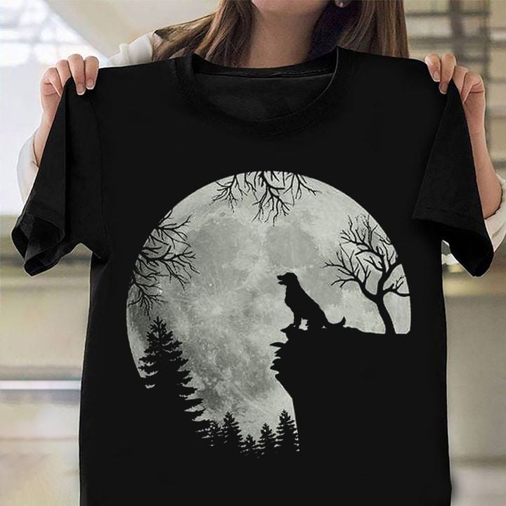 Golden Retriever On Mountain Shirt Vintage Halloween T-Shirt Halloween Gift Ideas For Adults