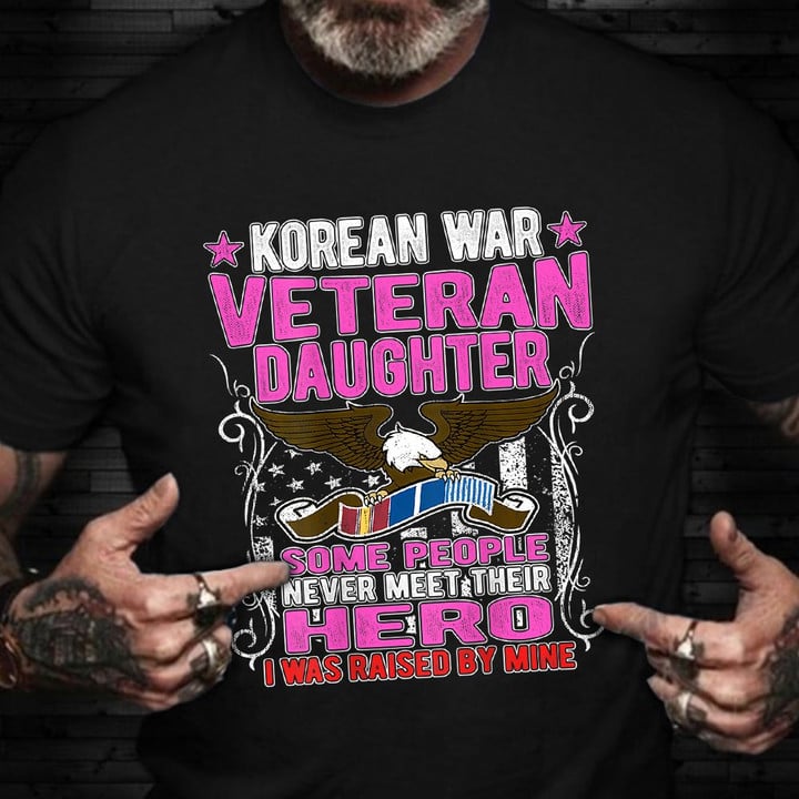 Proud Korean War Veteran Daughter Shirt Eagle American Flag T-Shirt Veterans Day Presents
