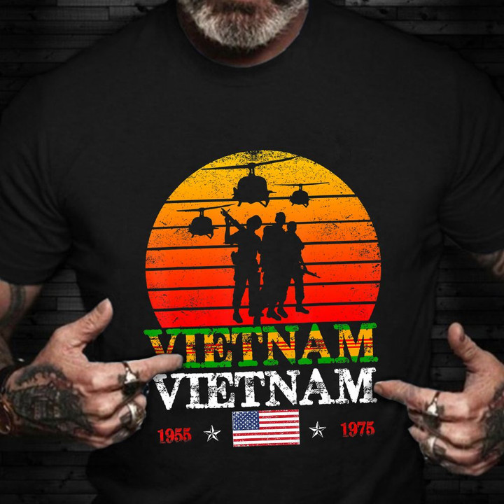 Helicopter Vietnam Veteran Honor Vietnam War Vet T-Shirt Veterans Day Gift For Husband Dad