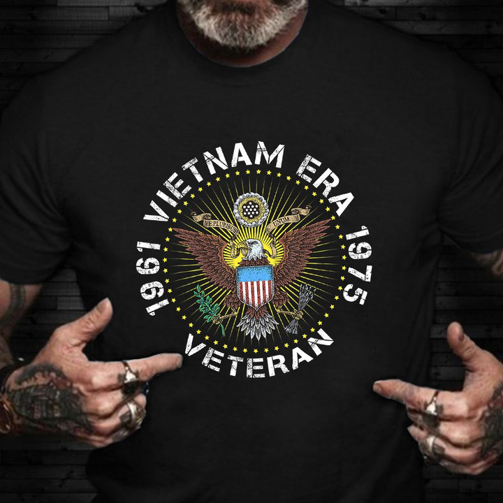 Vietnam Era Veteran T-Shirt Veterans Day Honor Vietnam War Vet Shirt Gift Ideas For Dad